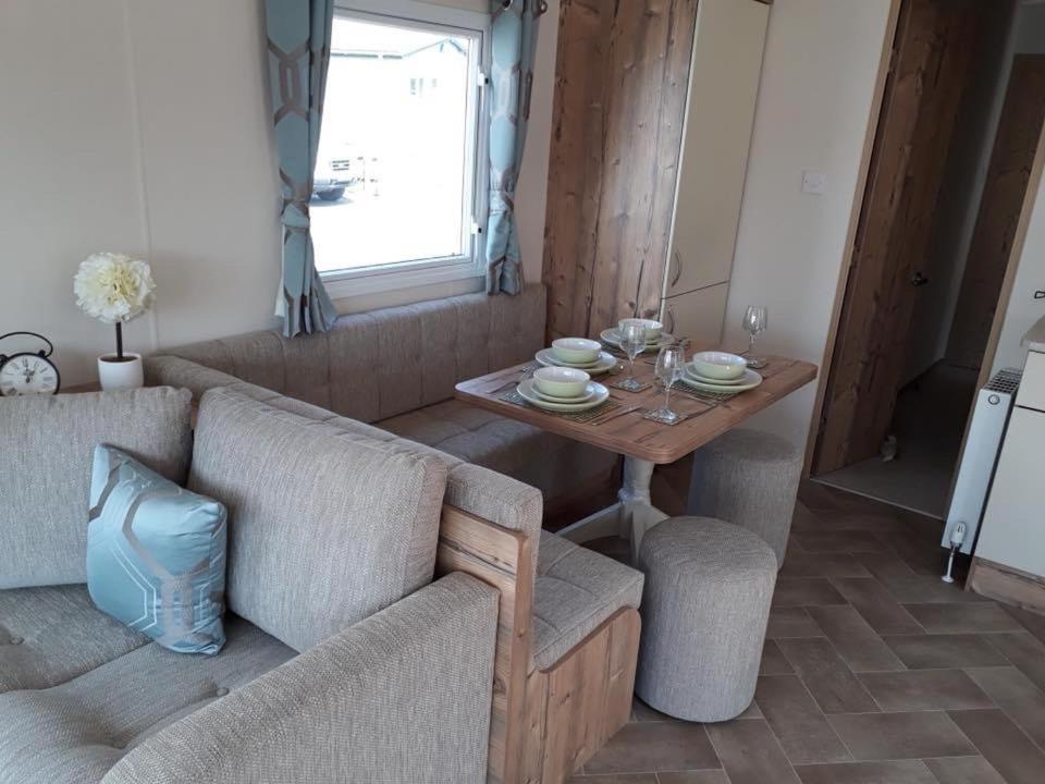 Westerley Cove Hotell Lymington Exteriör bild